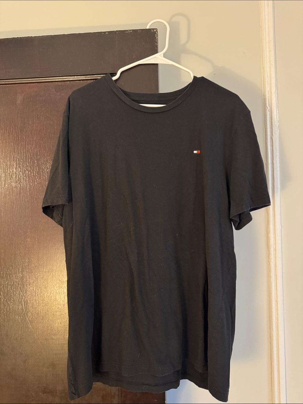 Tommy Hilfiger Black Short Sleeve Crew Neck T-Shirt with Flag Logo